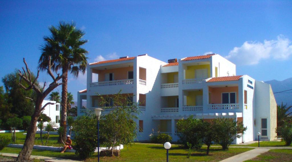 Byron Apartments Tigkaki  Exterior photo